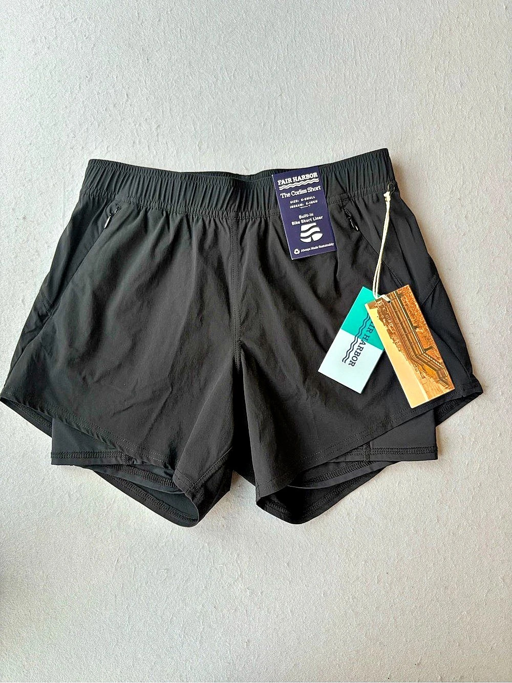 NWT Fair Harbor The Corliss Short Athletic Shorts in Black Size XS